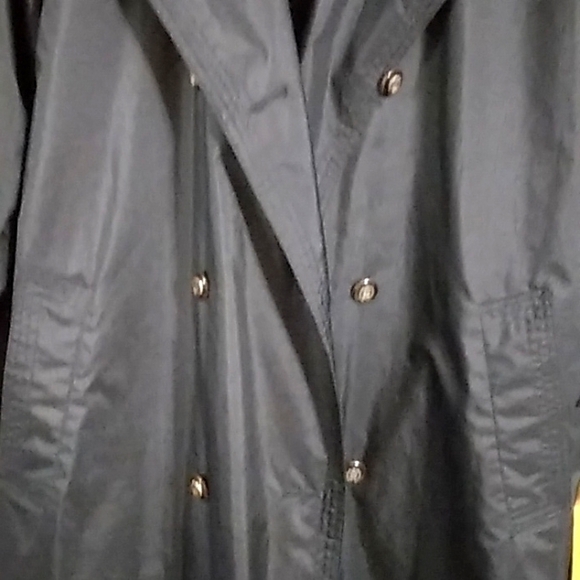Women's Lightweight Black Trench Coat - Picture 2 of 14